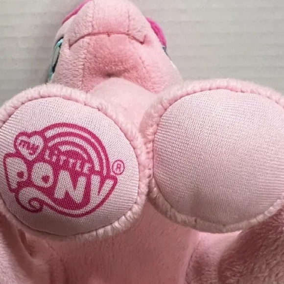 My Little Pony Pinkie Pie Plush 10" Sitting Stuffed Animal Balloon Aurora Hasbro - Picture 5 of 7
